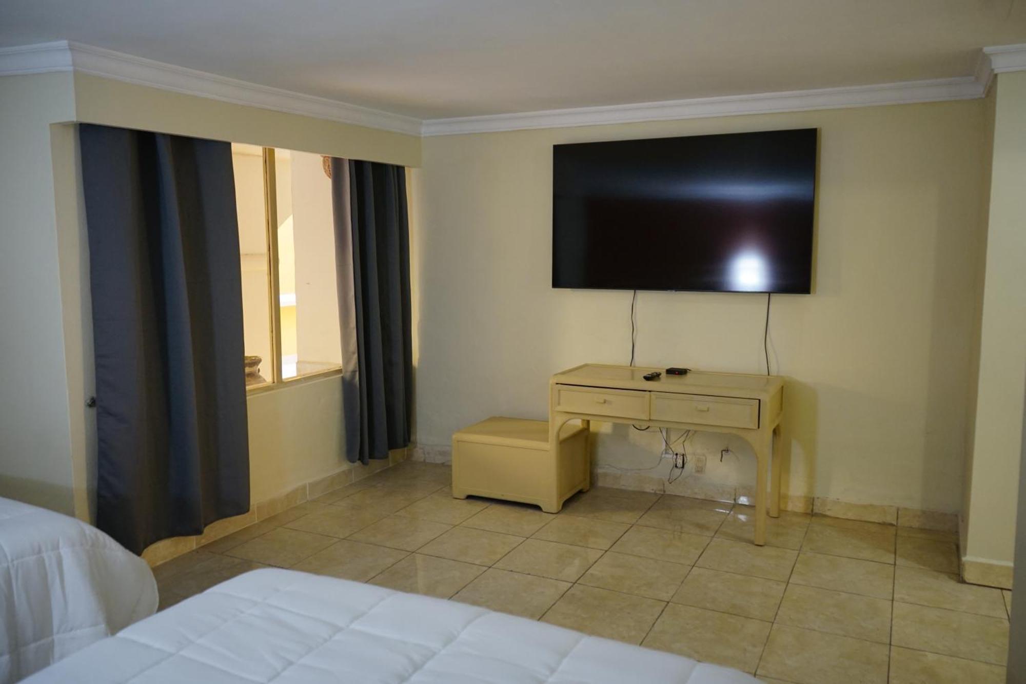 Hotel Posada Del Sol Inn Торреон Экстерьер фото