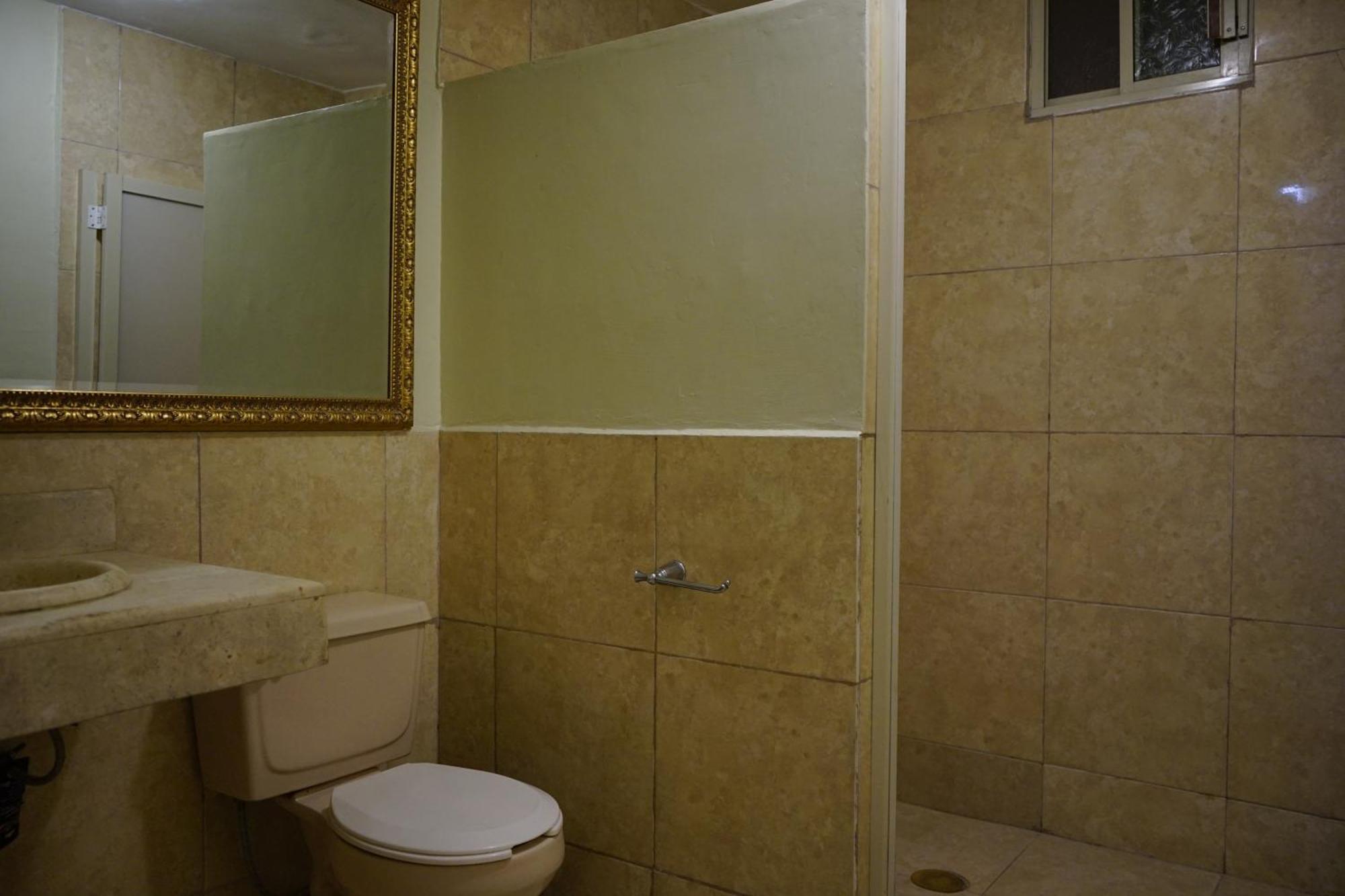Hotel Posada Del Sol Inn Торреон Экстерьер фото