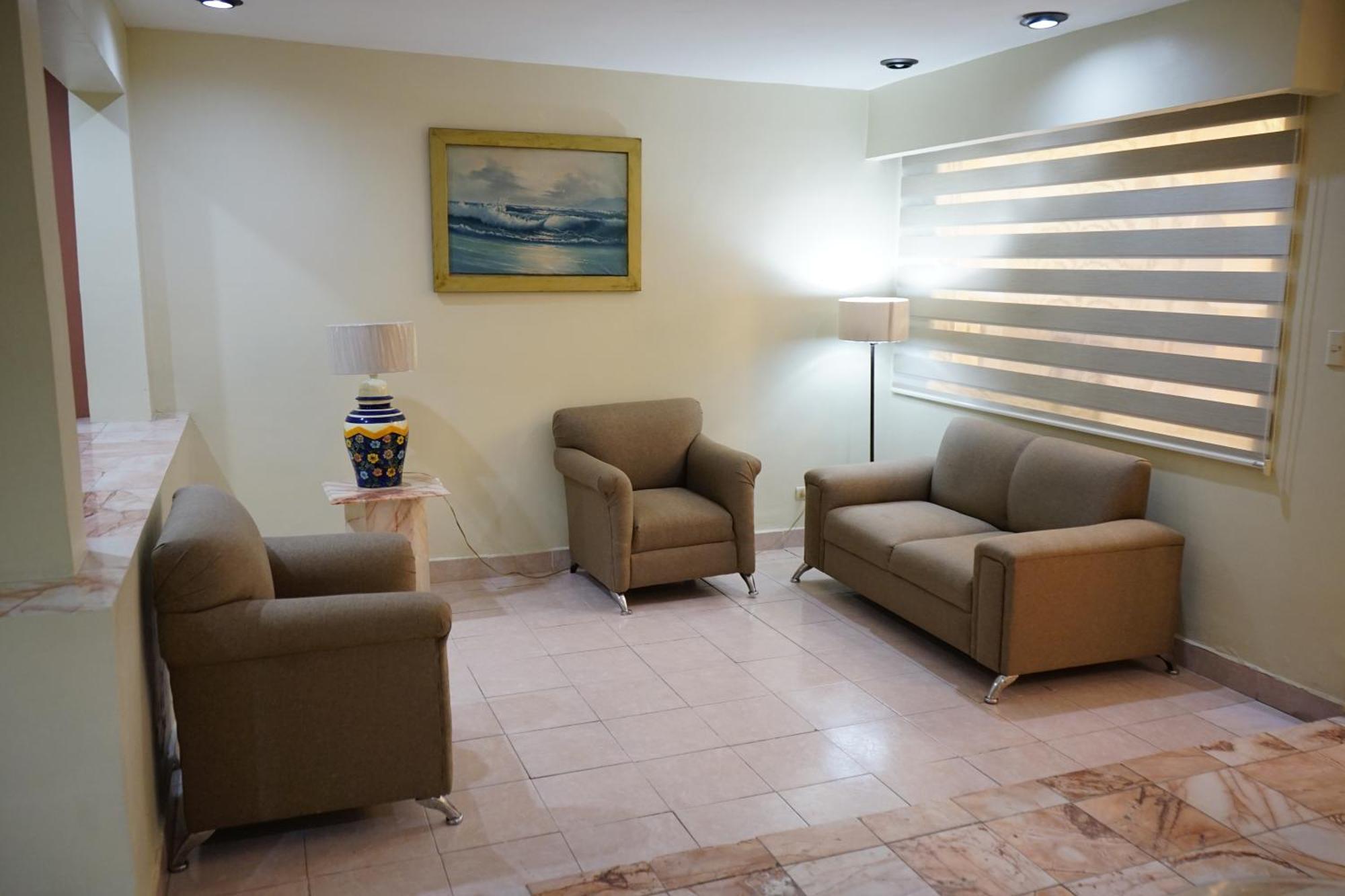 Hotel Posada Del Sol Inn Торреон Экстерьер фото