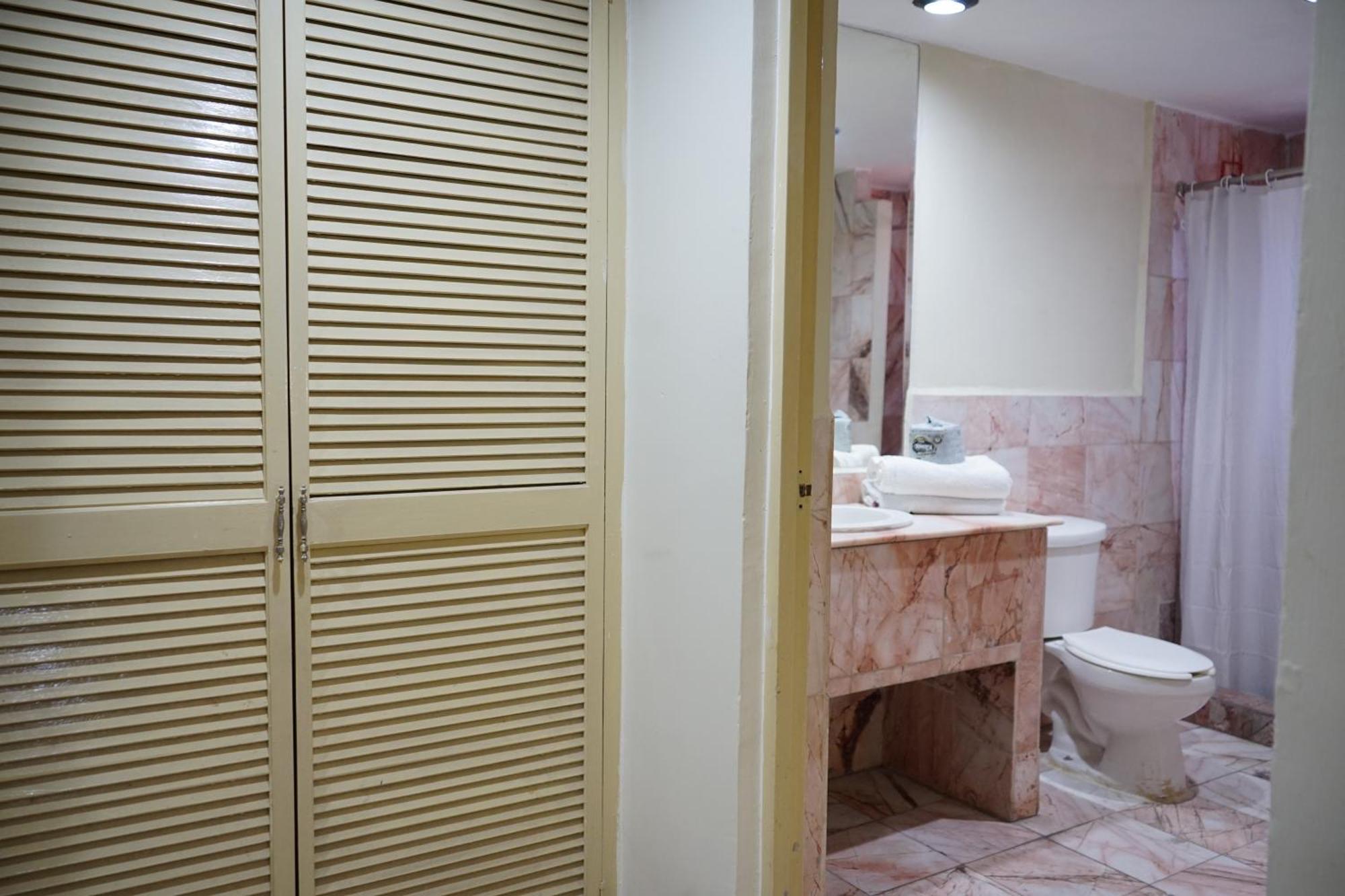 Hotel Posada Del Sol Inn Торреон Экстерьер фото